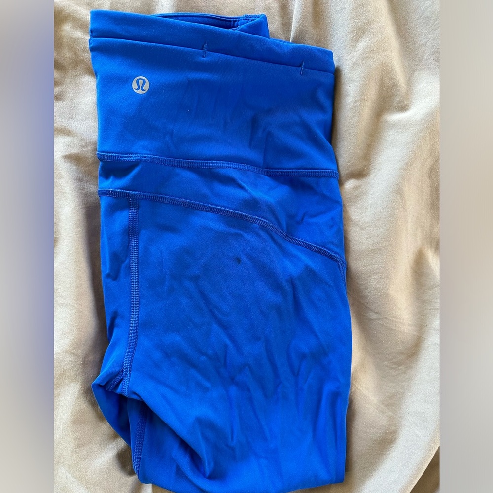 Lululemon Women’s leggings blue great condition